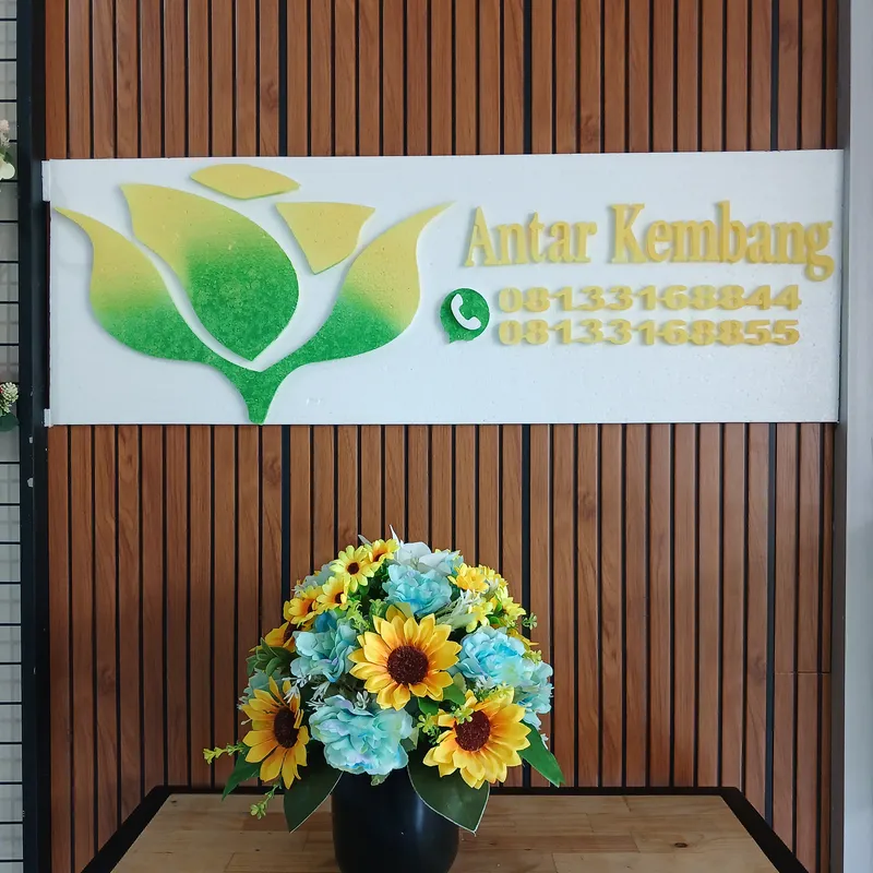 Rangkaian Bunga meja