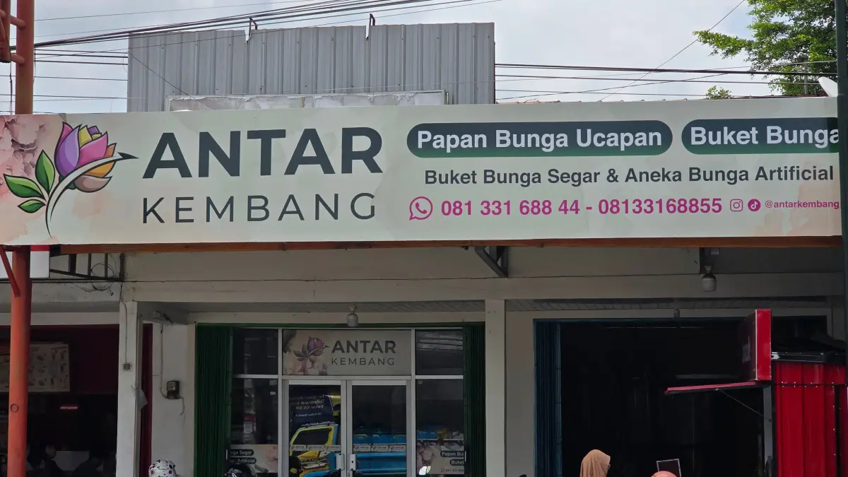 Toko Antar Kembang Tampak Depan